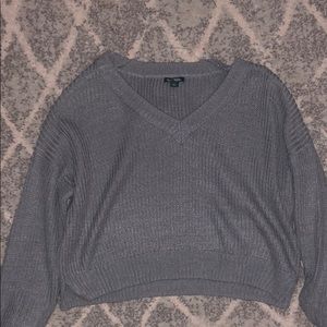 long sleeve v neck sweater